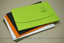 Папка-конверт А4 из текстурного (дизайнерского картона). Плоттерная резка и биговка